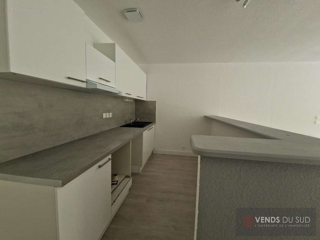 Appartement à LAMALOU-LES-BAINS