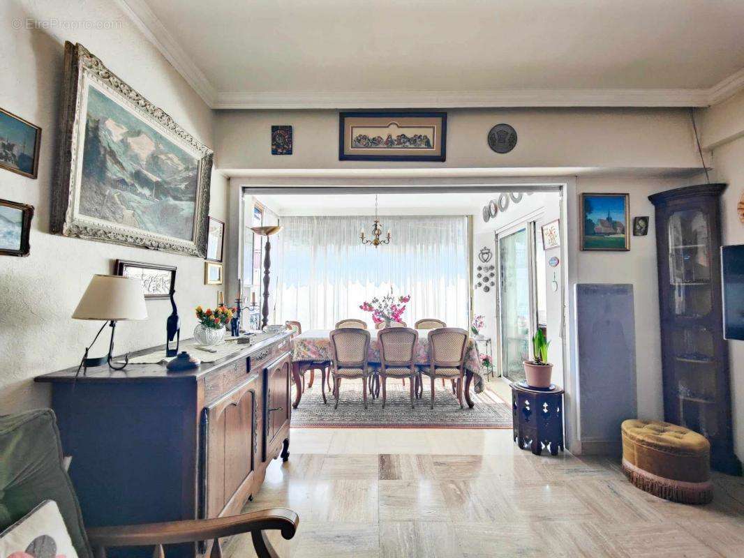 Appartement à CAGNES-SUR-MER