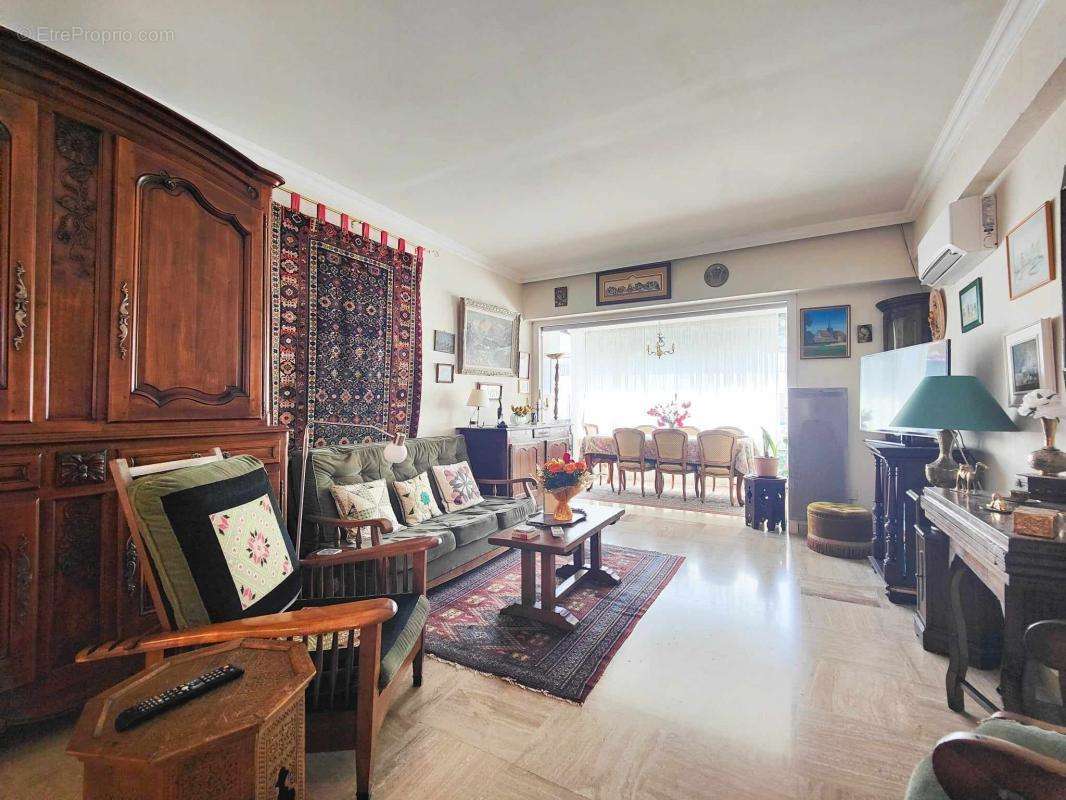 Appartement à CAGNES-SUR-MER