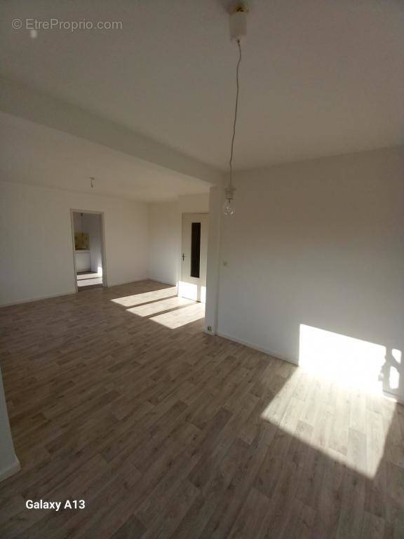 Appartement à L&#039;ISLE-SUR-LE-DOUBS