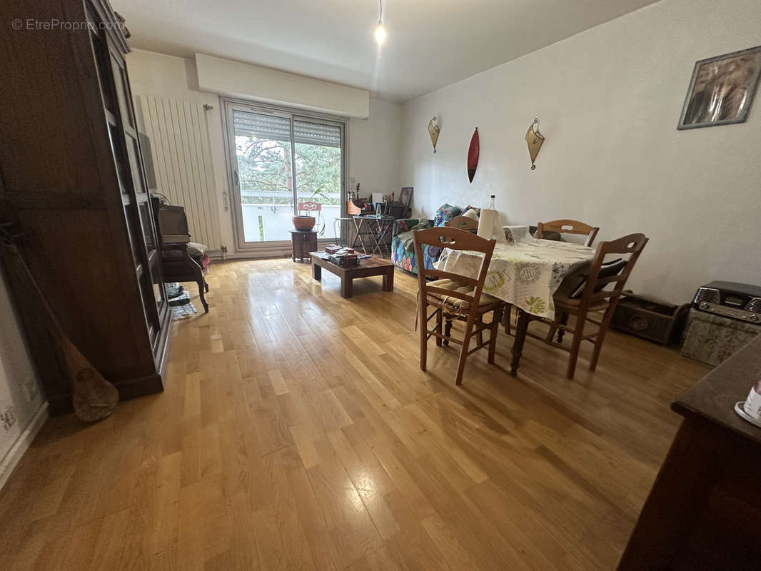 Appartement à BELLERIVE-SUR-ALLIER