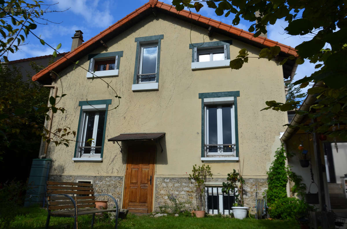 Maison à CHAMPIGNY-SUR-MARNE