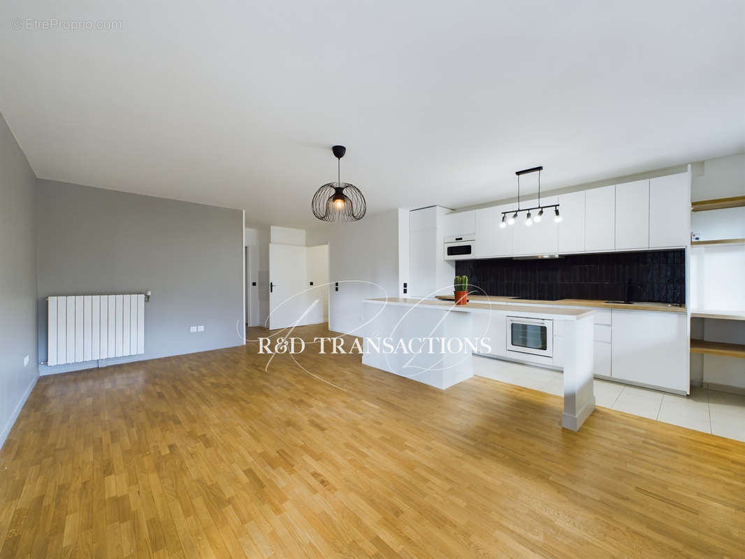 Appartement à NANTERRE