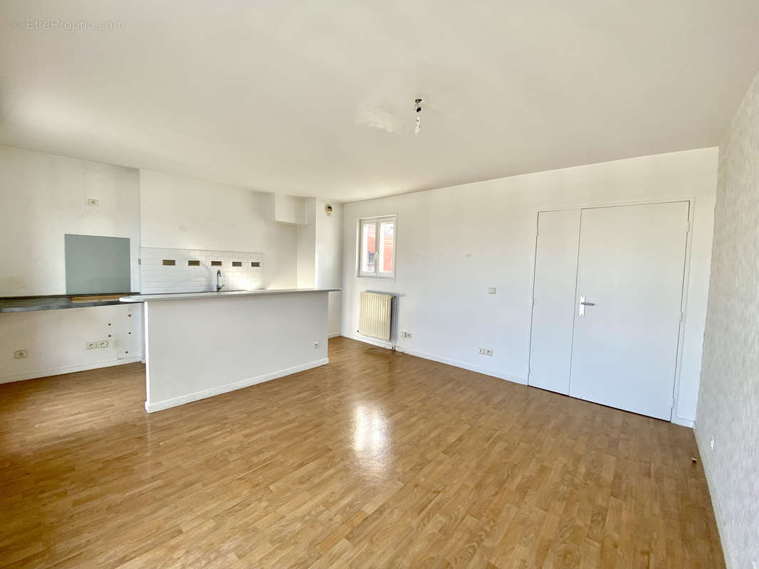 Appartement à LEVALLOIS-PERRET