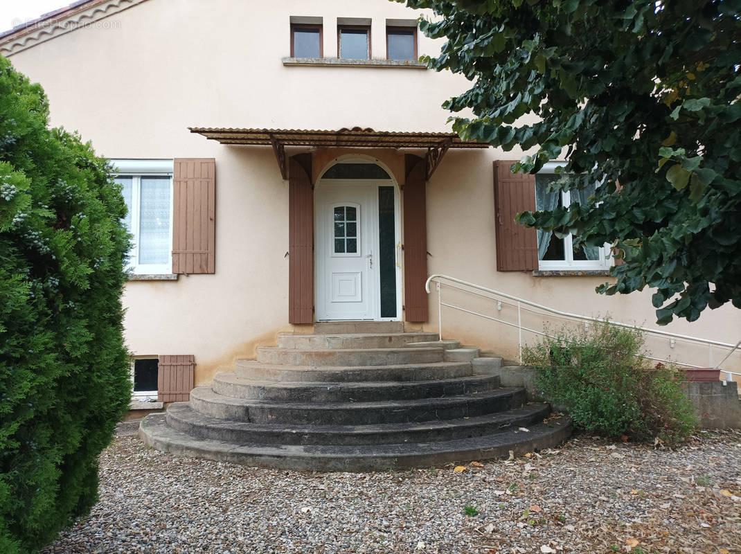 Maison à SAINT-VITE