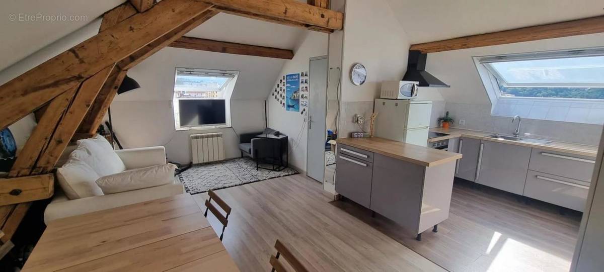 Appartement à AIX-LES-BAINS