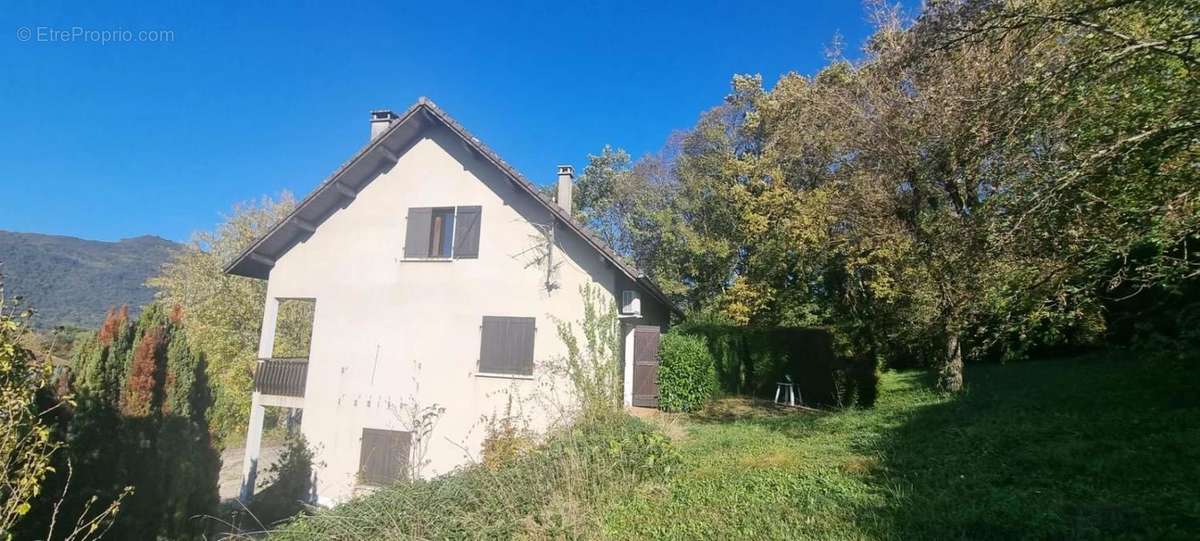 Maison à GRESY-SUR-AIX