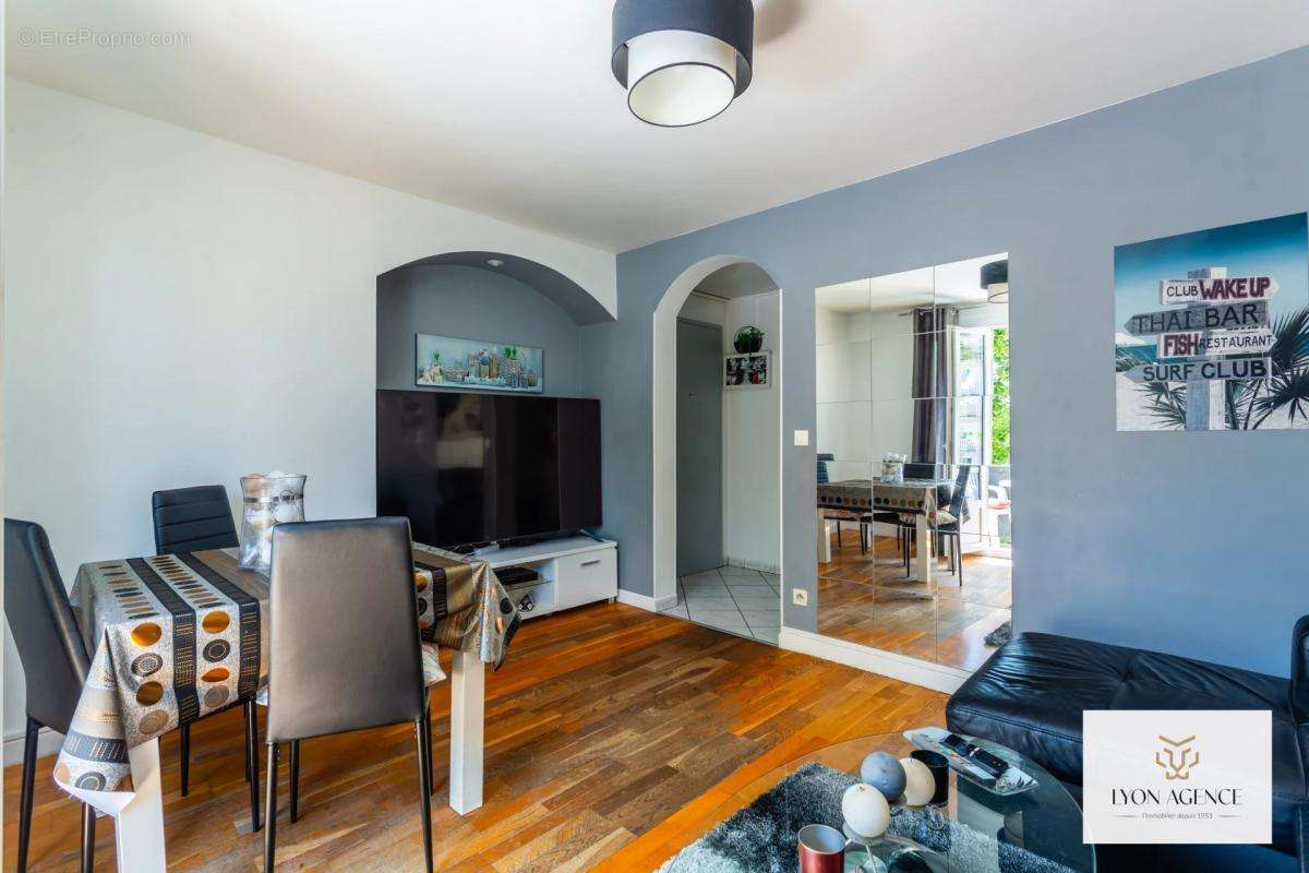 Appartement à SAINTE-FOY-LES-LYON