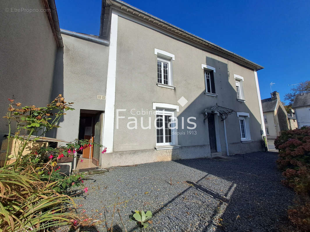 Maison à TORIGNI-SUR-VIRE