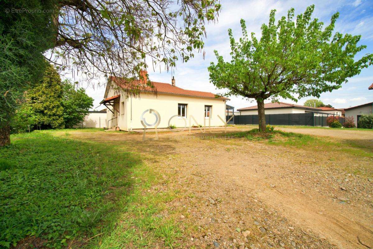 Maison à QUINCIEUX