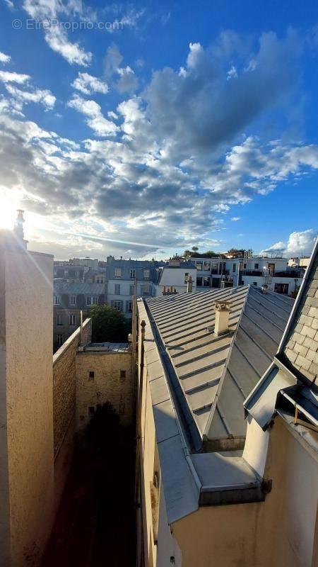 Appartement à PARIS-9E