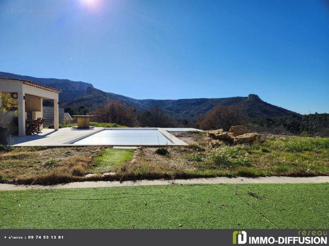 Maison à PLAN-D&#039;AUPS-SAINTE-BAUME