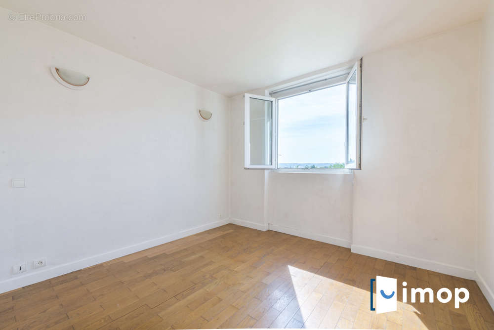 Appartement à RUEIL-MALMAISON