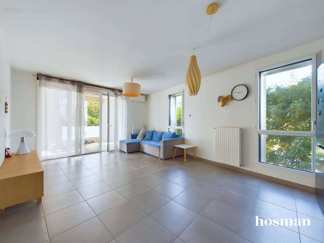 Appartement à LYON-8E