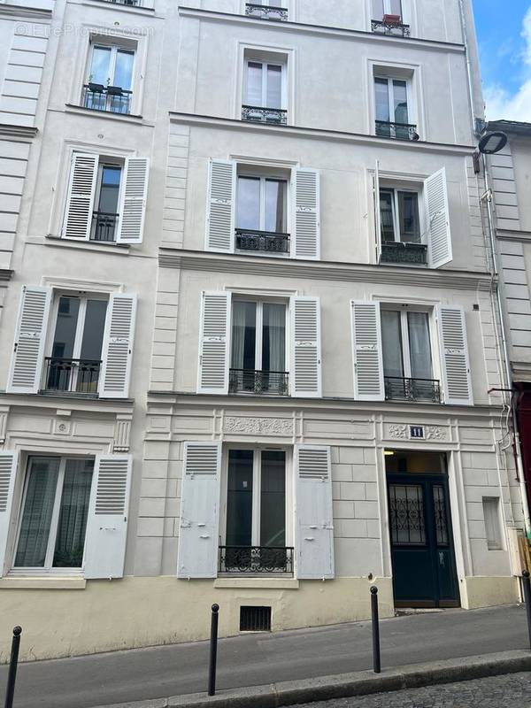 Appartement à PARIS-18E