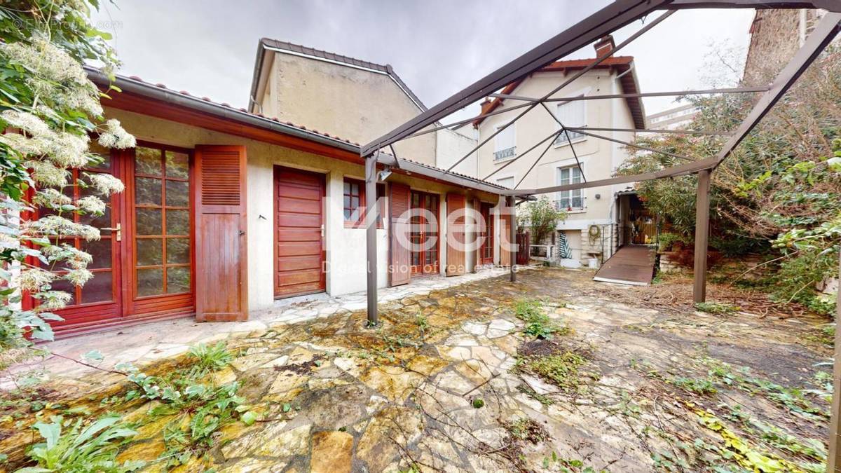 Maison à IVRY-SUR-SEINE