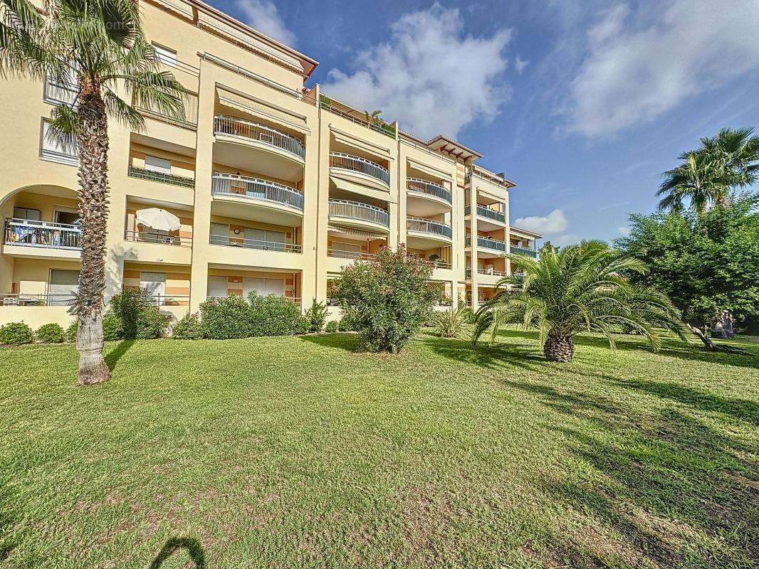 Appartement à FREJUS