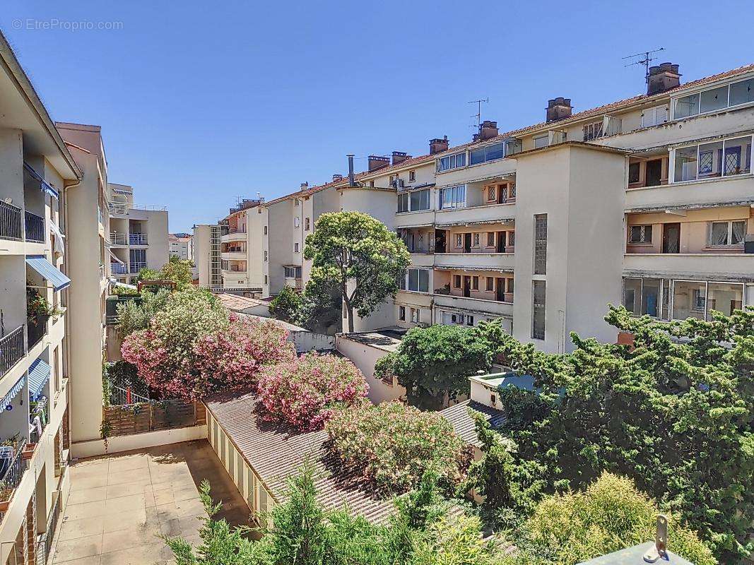 Appartement à FREJUS