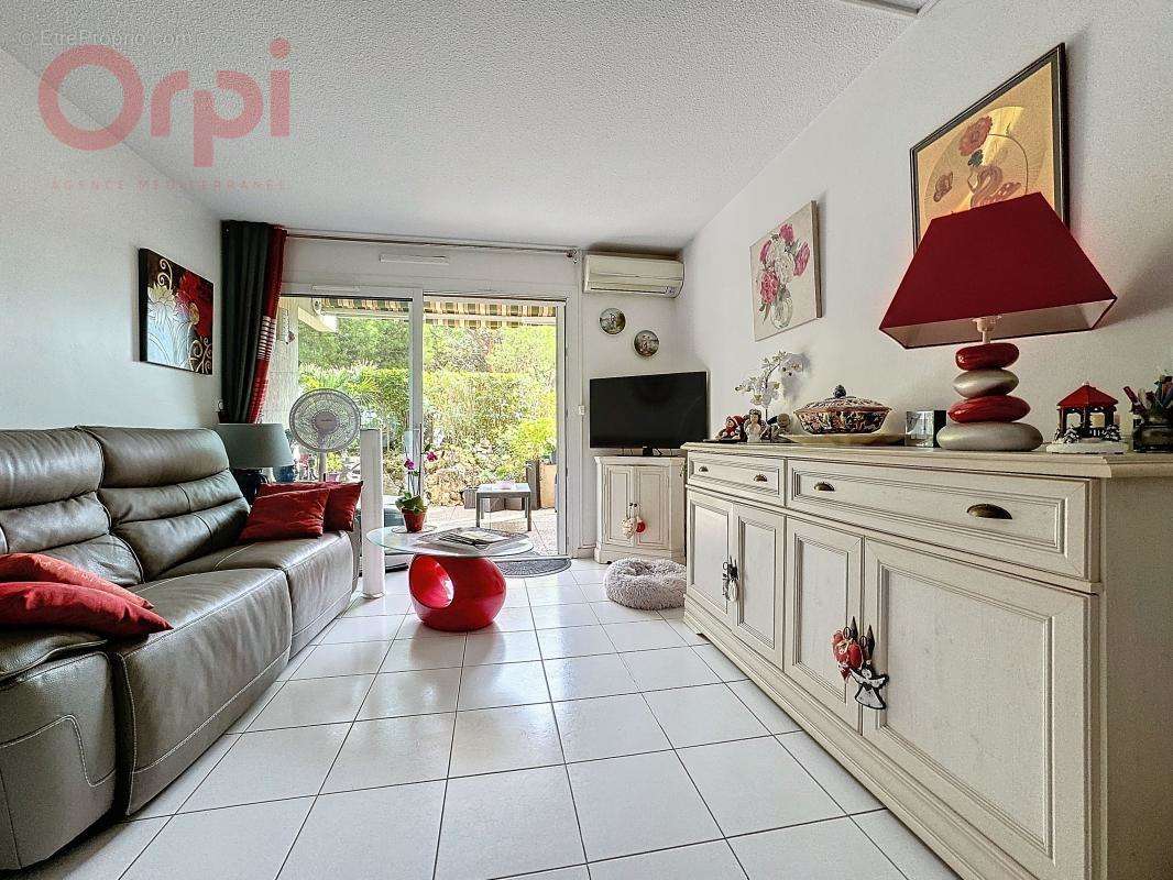 Appartement à FREJUS