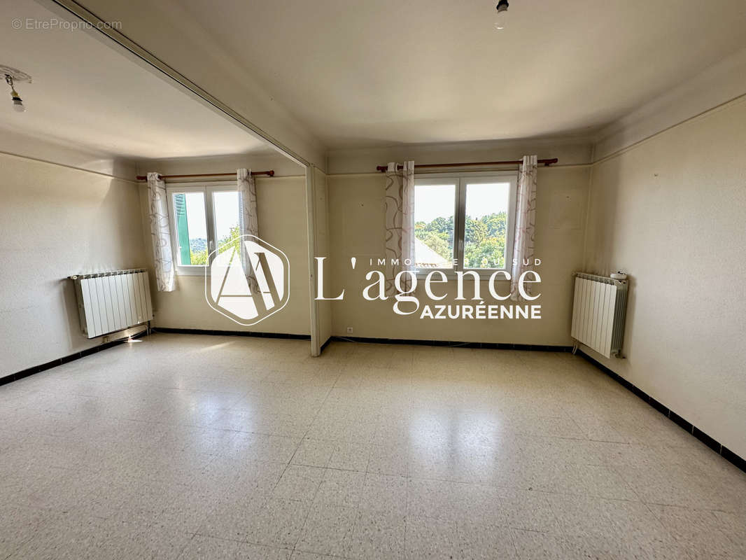 Appartement à VENCE