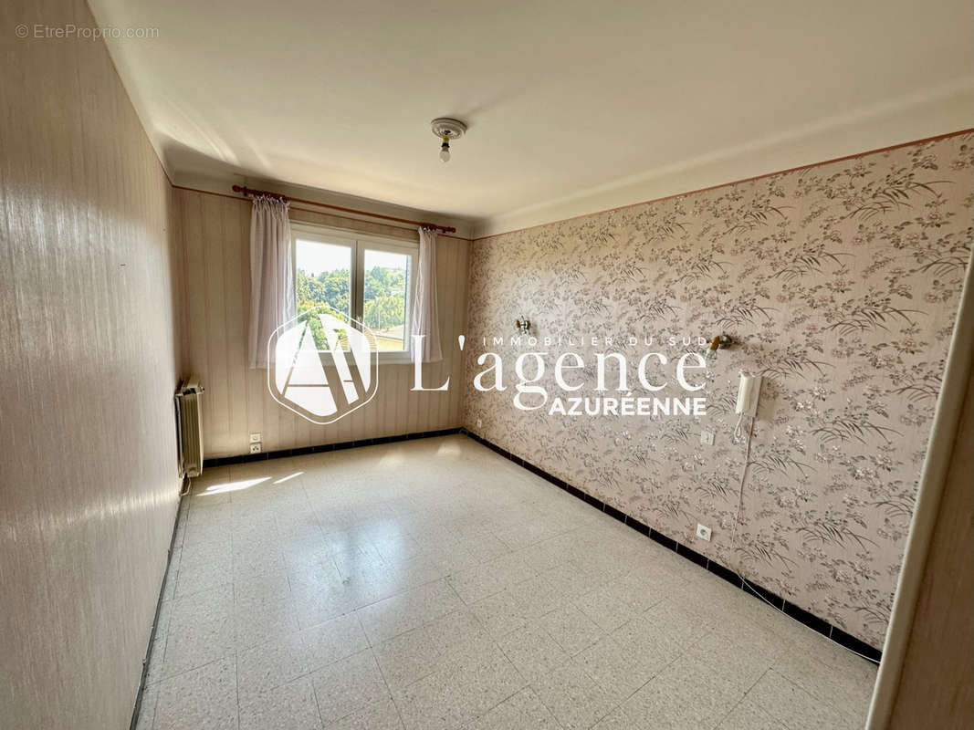 Appartement à VENCE