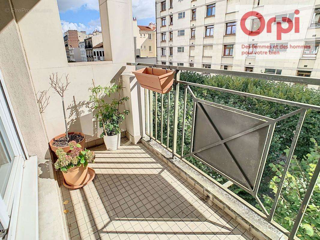 Appartement à ISSY-LES-MOULINEAUX