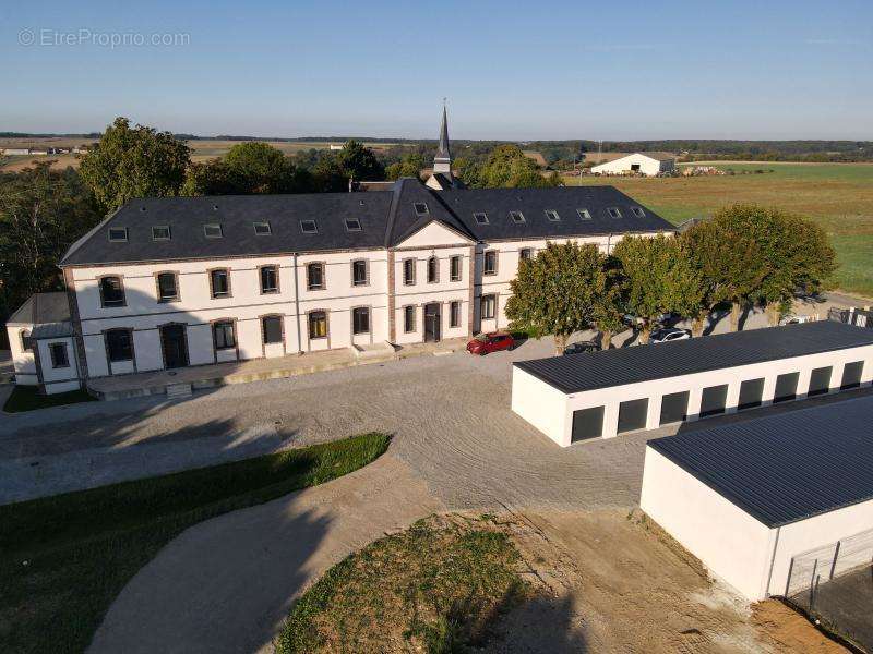 Appartement à CAILLOUET-ORGEVILLE