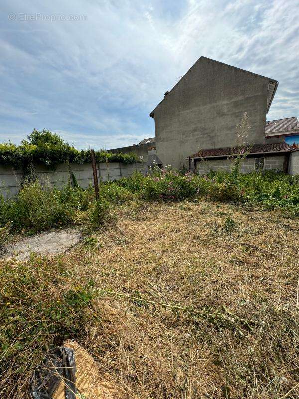 Maison à LE BLANC-MESNIL