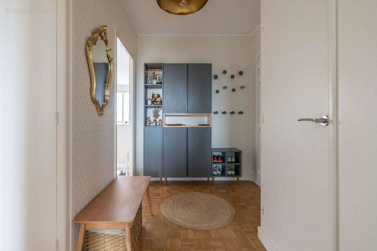 Appartement à SAINT-MAUR-DES-FOSSES