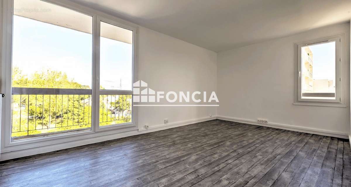 Appartement à CERGY