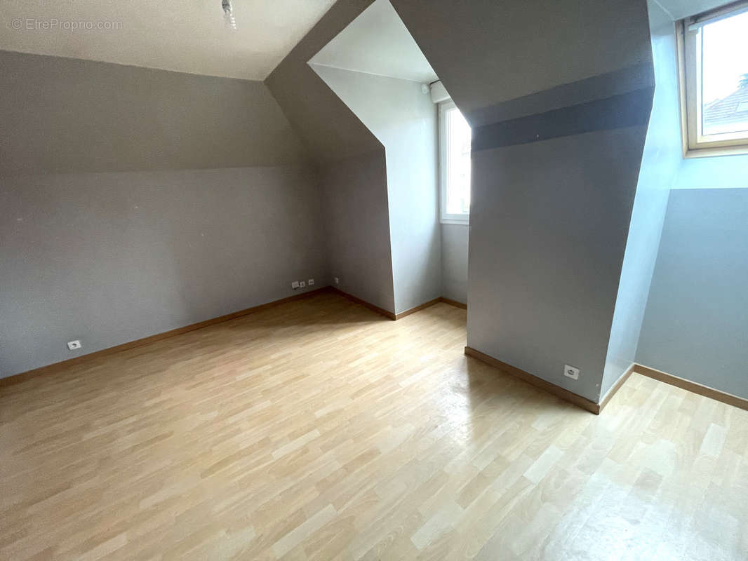 Appartement à BONNIERES-SUR-SEINE