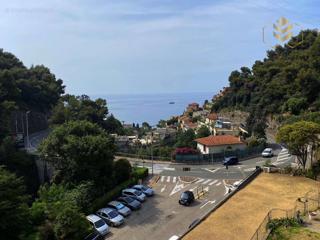 Appartement à ROQUEBRUNE-CAP-MARTIN