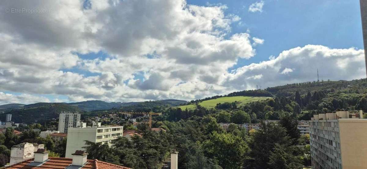 Appartement à SAINT-ETIENNE