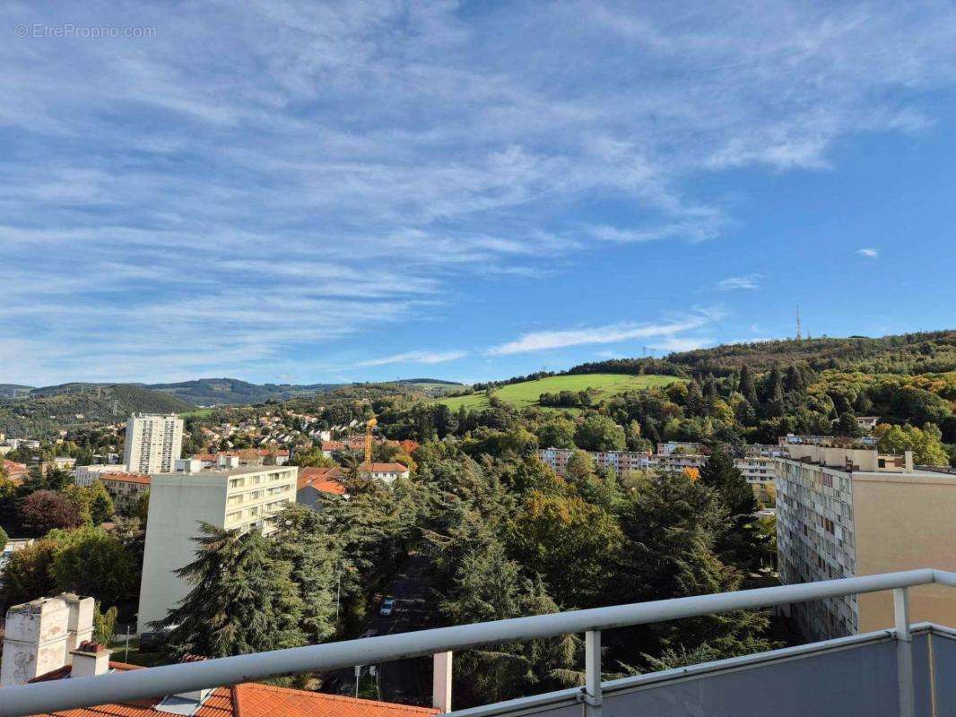 Appartement à SAINT-ETIENNE