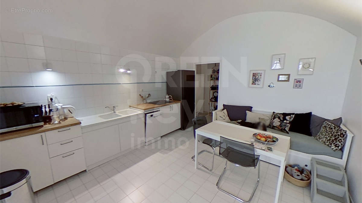 Appartement à PARIS-7E