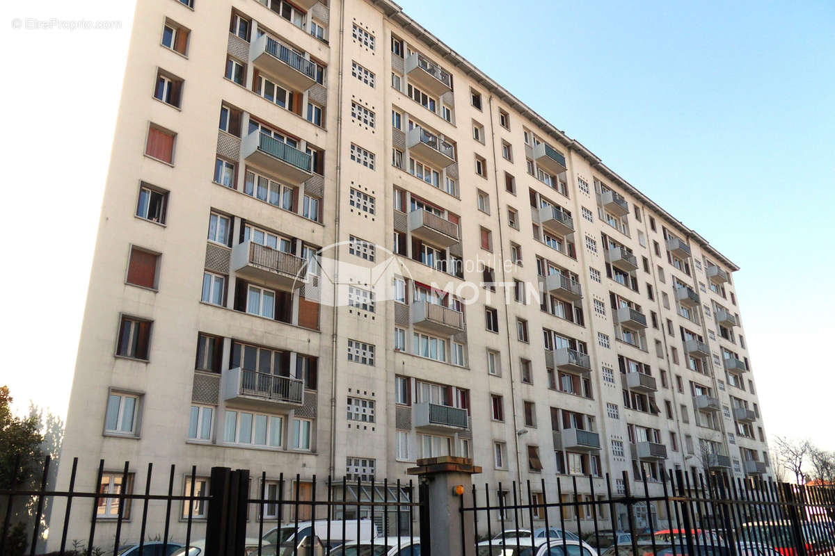 Appartement à VITRY-SUR-SEINE