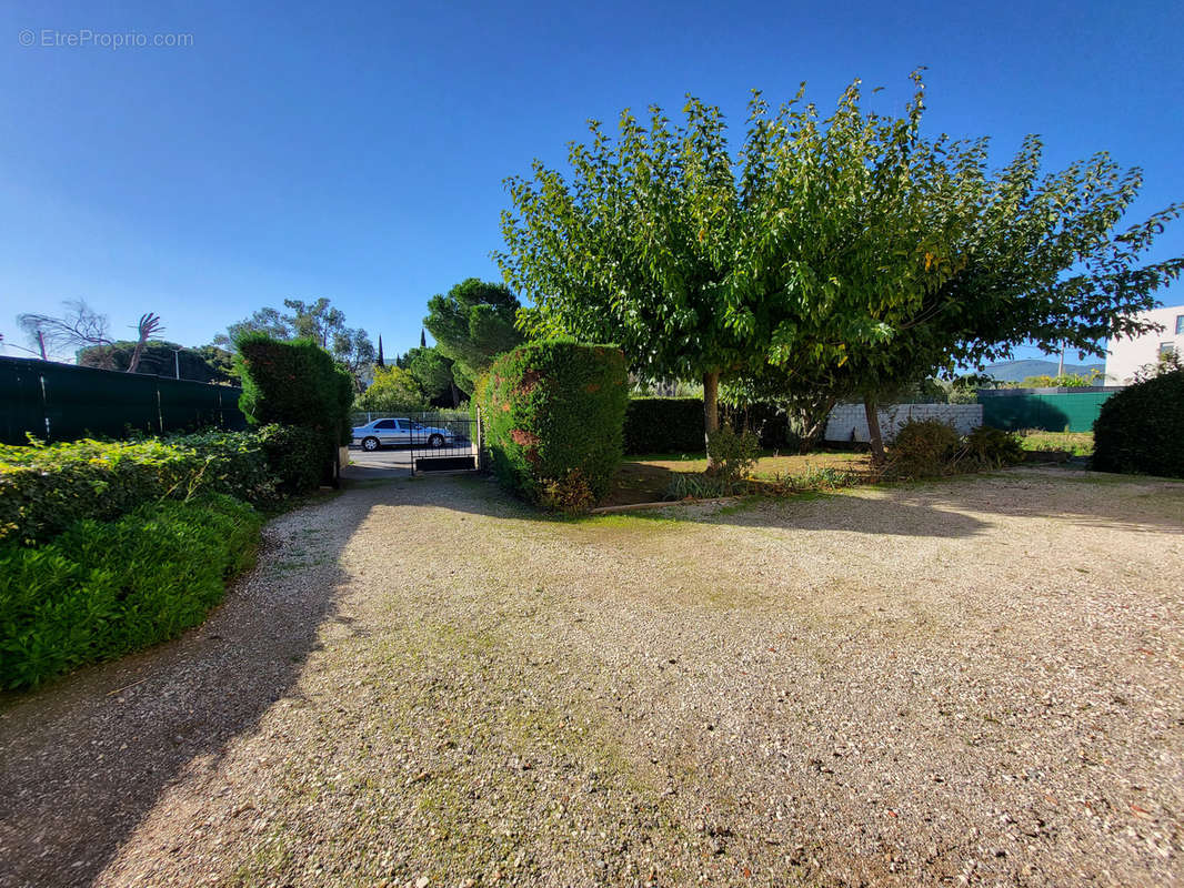 Maison à HYERES