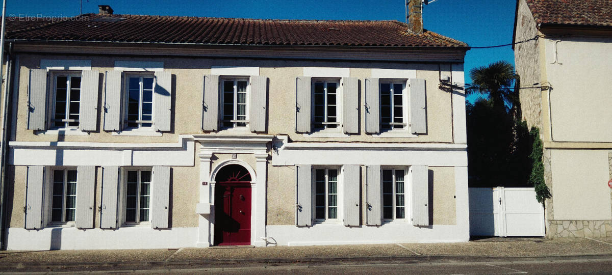 Maison à MALAUSE