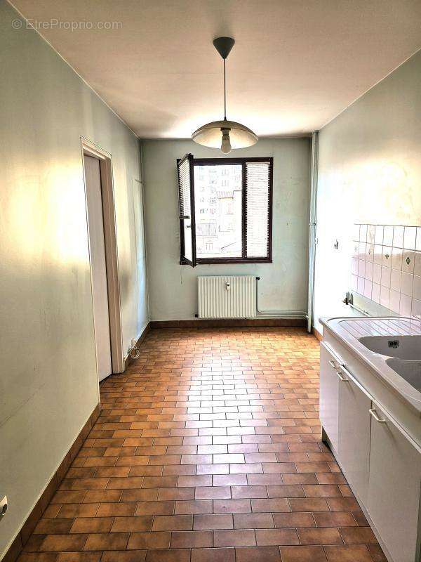 Appartement à LYON-7E