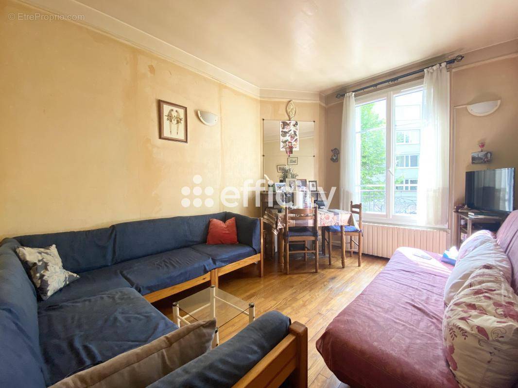 Appartement à IVRY-SUR-SEINE