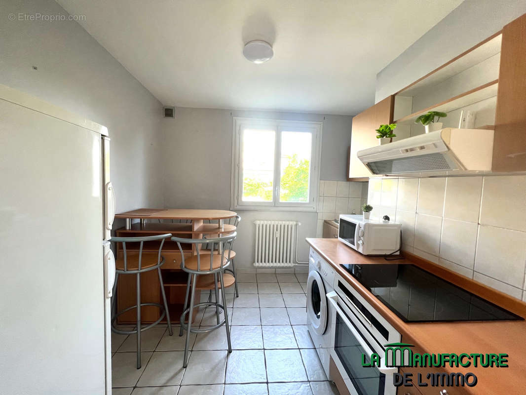 Appartement à SAINT-ETIENNE