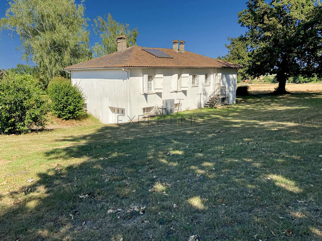 Maison à CAHUZAC