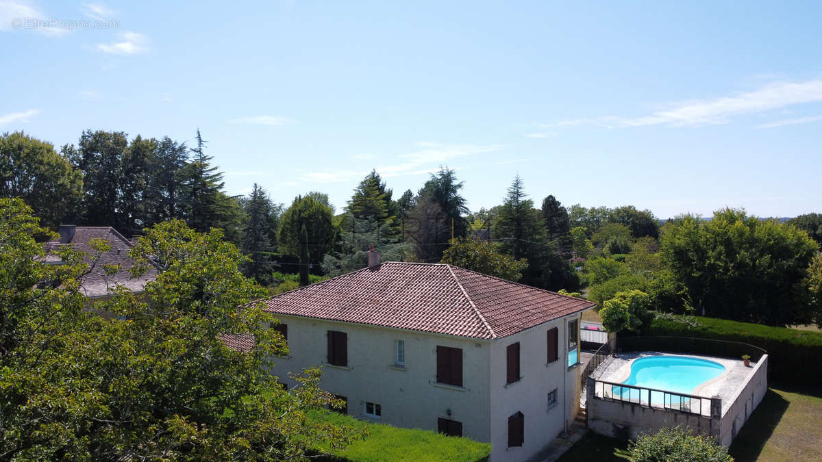 Maison à BEAUMONT-DU-PERIGORD