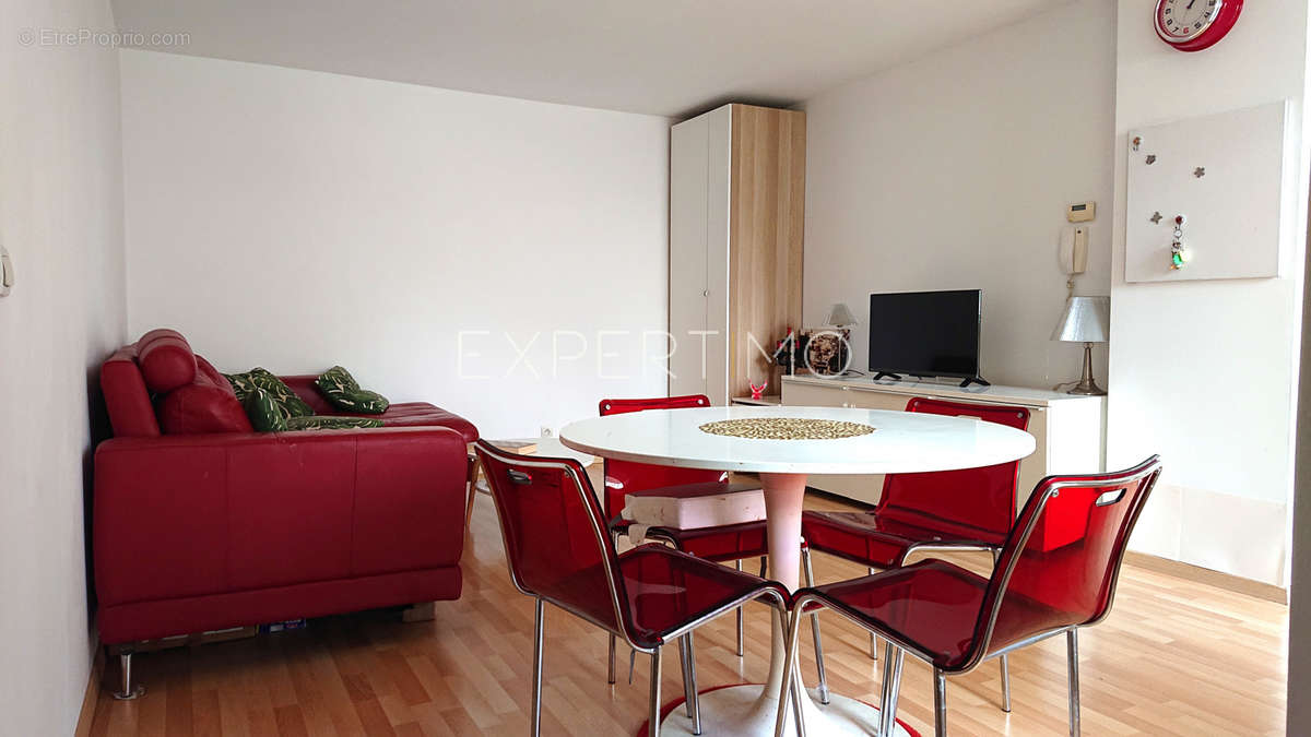 Appartement à GENNEVILLIERS