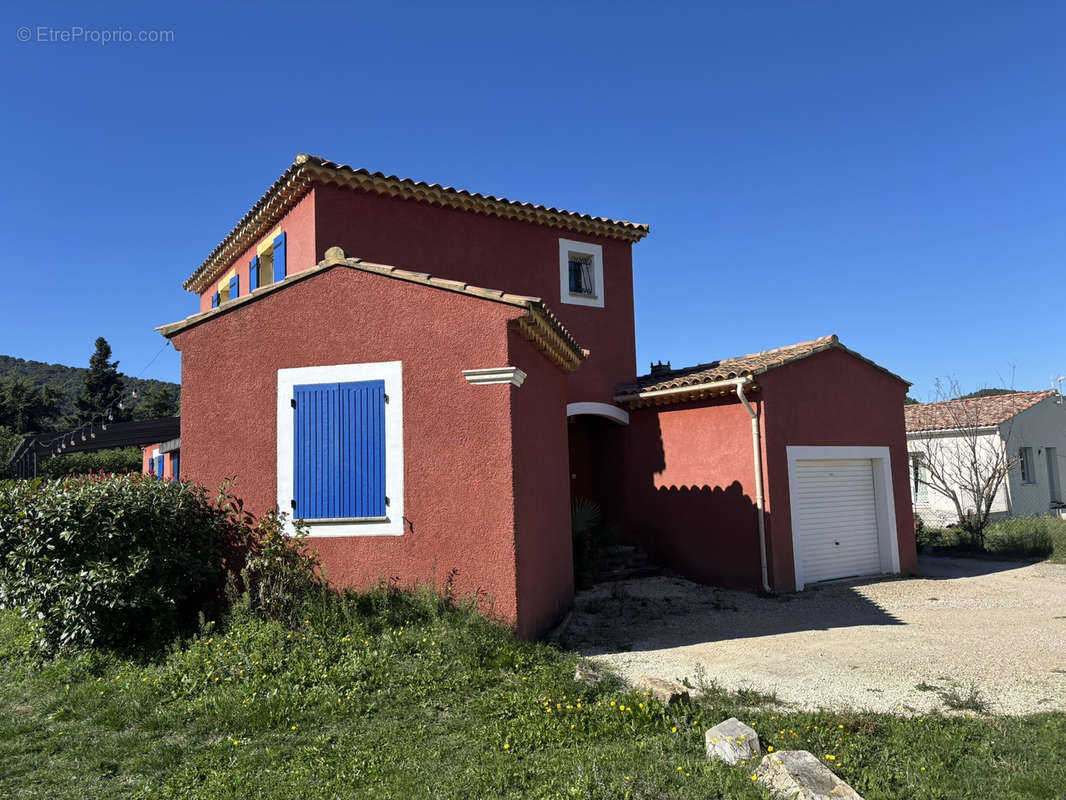 Maison à VAISON-LA-ROMAINE