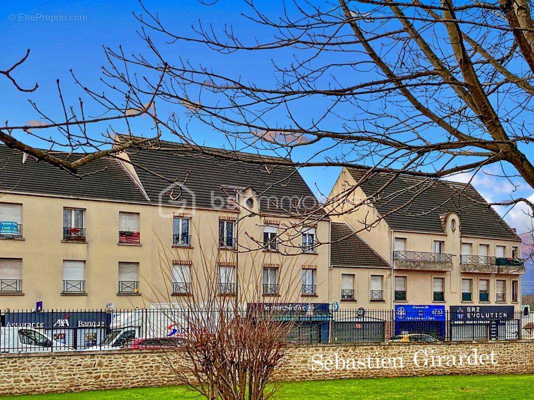 Appartement à OZOIR-LA-FERRIERE