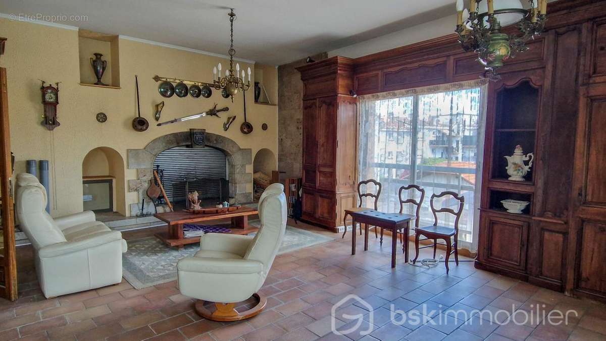 Appartement à BEZIERS