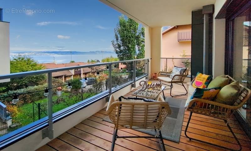 Appartement à EVIAN-LES-BAINS