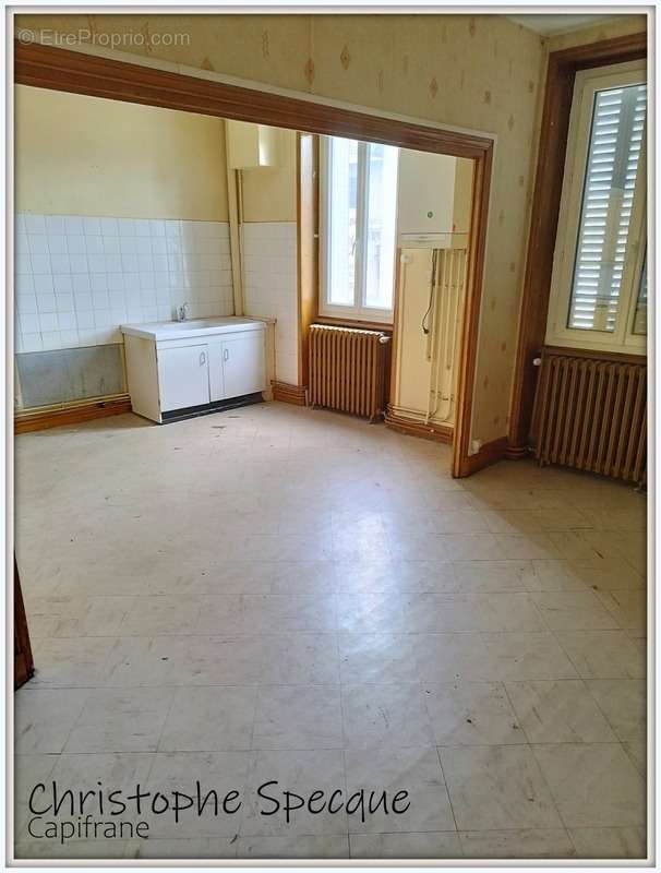 Appartement à CHABRELOCHE