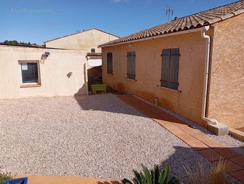 Maison à LEZIGNAN-CORBIERES